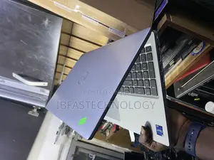 Laptop Dell Latitude 5530 16GB Intel Core i5 SSD 256GB