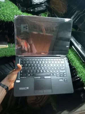 Laptop Dell Latitude 7450 8GB Intel Core i5 SSD 256GB