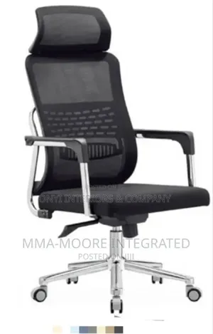 Executive Mesh Office Chair - White Back Black Front