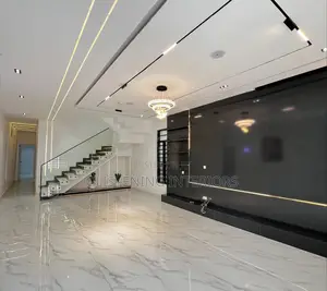 Staircase Side 10mm Tempered Plain Glass