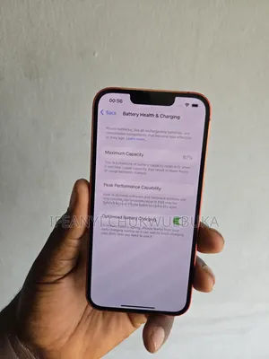 Apple iPhone 13 128 GB Red