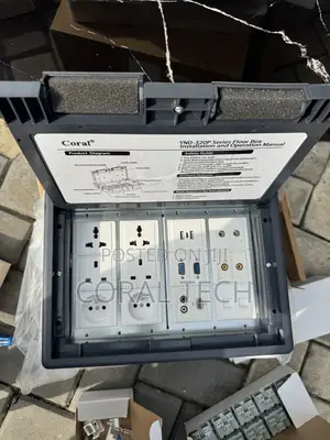 12 Way Floor Socket