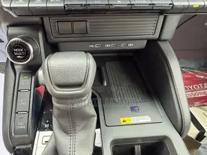 New Toyota Land Cruiser Prado 2.4 Petrol 2025 Black