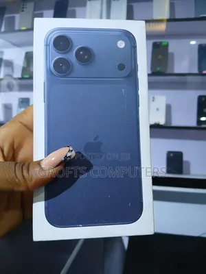 New Apple iPhone 17 Pro Max 256 GB Blue