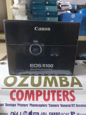Canon Eos R100 Mirrorless Rf-S 18-45mm F4.5-6.3 Is STM Kit Camera