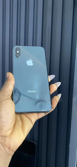 Apple iPhone XS 64 GB Black
