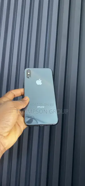 Apple iPhone XS 64 GB Black