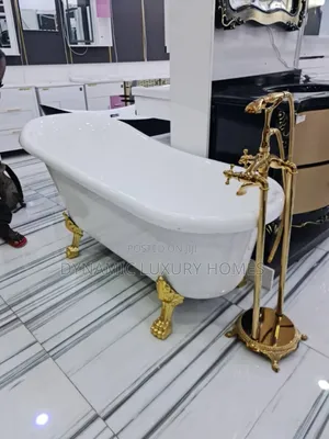 Free Standing Acrylic Bathtub With Animal Leg