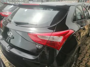 Hyundai Elantra 2016 Black