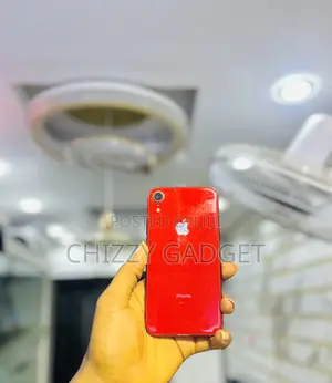 Apple iPhone XR 128 GB Red