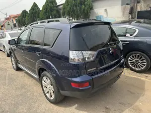 Mitsubishi Outlander Sport SE 2012 Blue
