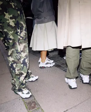 Nike Airmax Muse X Veneda Carter Cargo Khaki