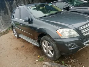 Mercedes-Benz M Class ML 350 4Matic 2011 Gray