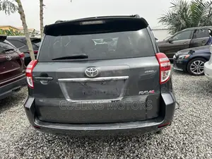 Toyota RAV4 2012 Gray