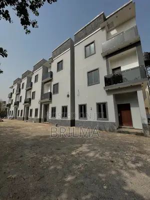 4bdrm Duplex in Gaduwa for sale