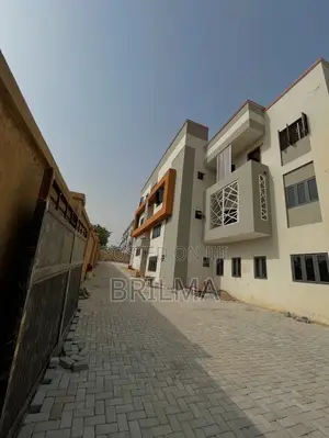 3bdrm Block of Flats in Gaduwa for sale