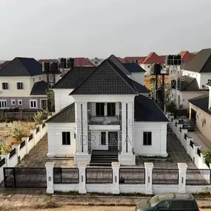 4bdrm Duplex in Lugbe District for sale