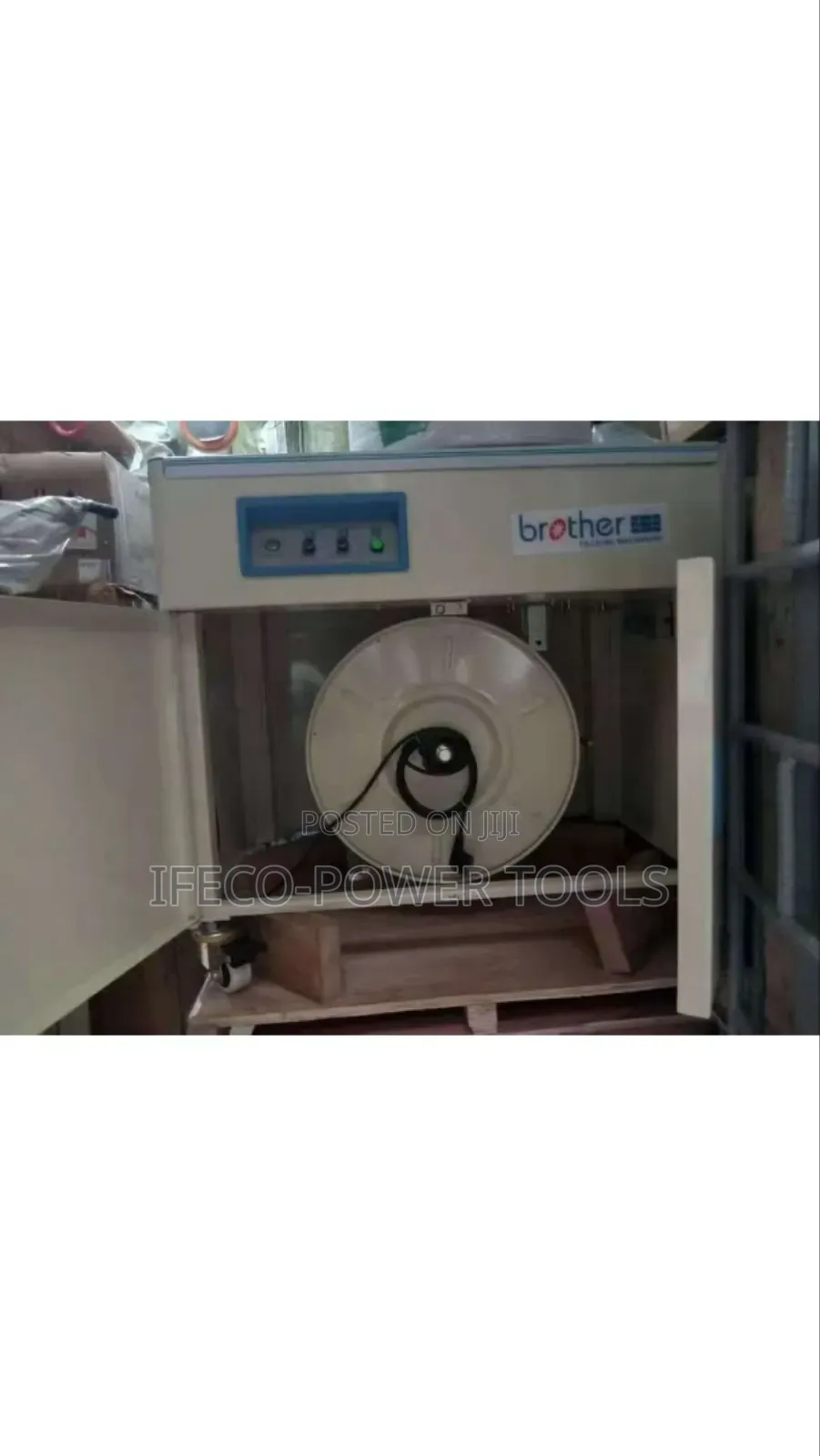 Semi-Automatic Strapping Machine.