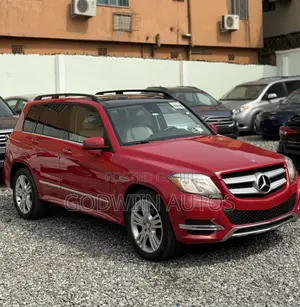 Mercedes-Benz GLK-Class Base GLK 250 BlueTEC 4dr AWD 4MATIC (2.1L 4cyl)
