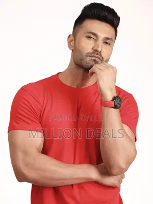 Custom Fit Men's Round Neck T-Shirt Red