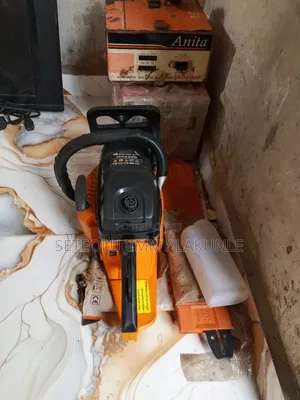 Wood Saw Machine