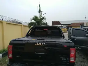 Rolling Boot Cover for Jac Pickup
