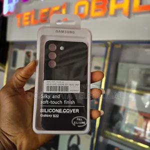 Samsung Galaxy S22 Silicone Case