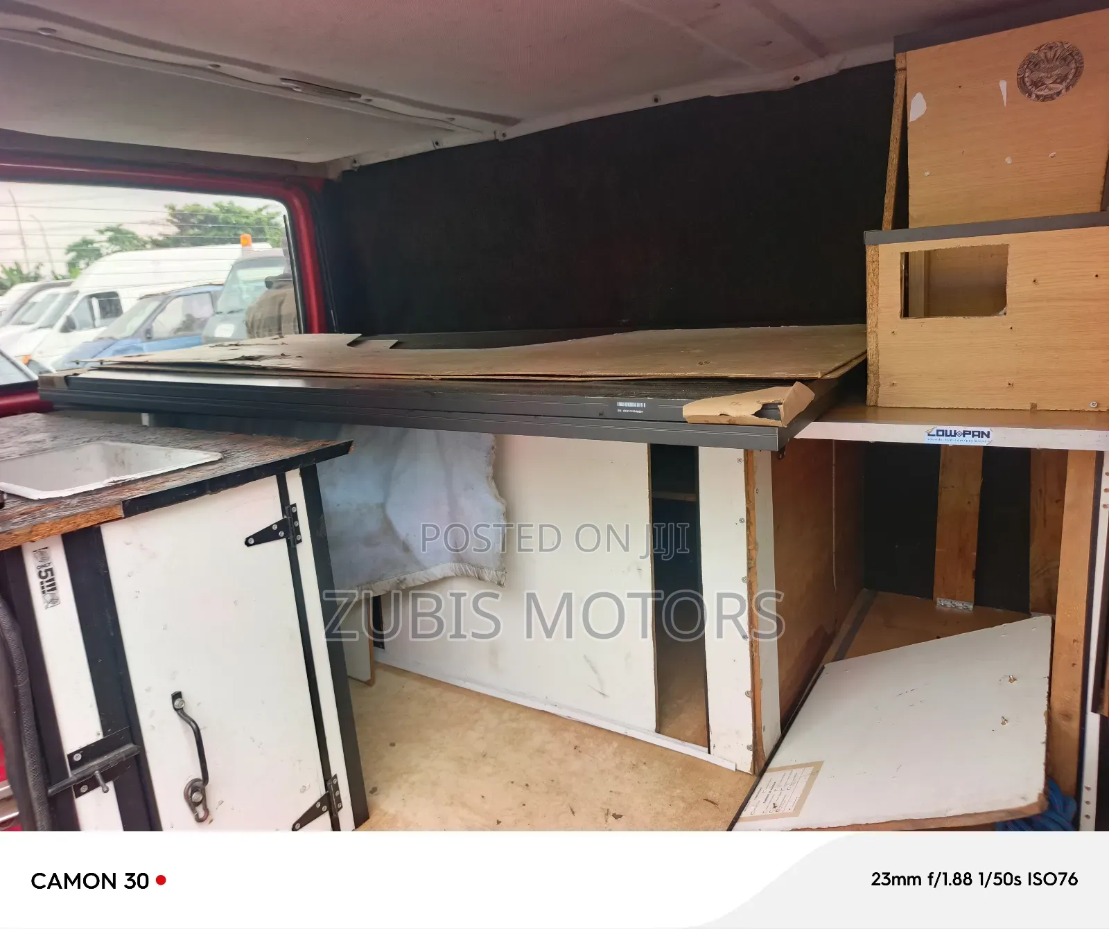Ford Transit 2004 Red