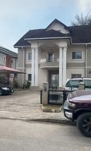 5bdrm Duplex in Carltongate Estate, Lekki for sale