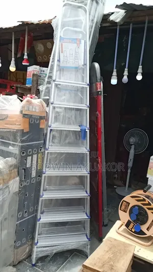 9 Ft Heavy Duty Aluminum Ladder