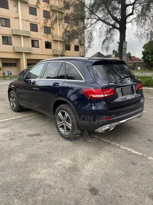 Mercedes-Benz GLC-Class 2017 Blue