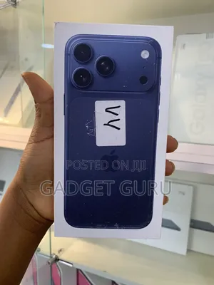 New Apple iPhone 17 Pro Max 256 GB Blue