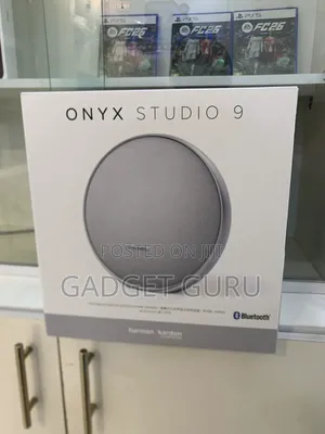 Onyx Studio 9