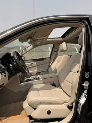 Mercedes-Benz E350 2016 Black