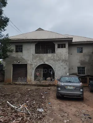 4bdrm Duplex in Anuoluwapo Street, Ado-Odo/Ota for sale
