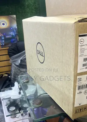 New Laptop Dell Latitude 7420 32GB Intel Core i7 SSD 512GB
