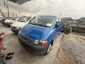Toyota HiAce 2004 Blue