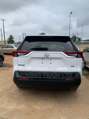 Toyota RAV4 2019 White