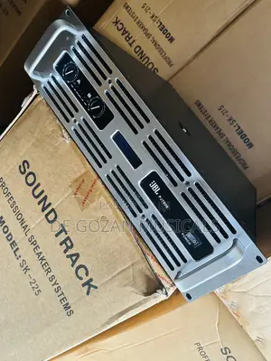 JBL Power Amplifier 8000 Wattage