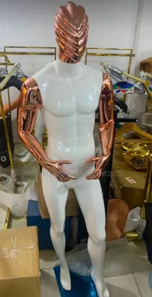 High Quality Fibre Male Huge Display Mannequins