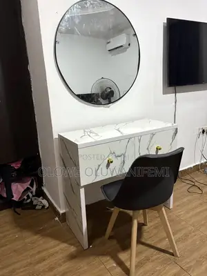 Dressing Mirror, Simple and Classical