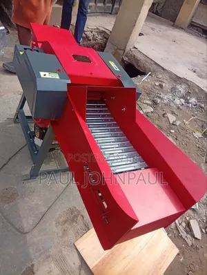 Chaff Cutter Machine With Conveyor