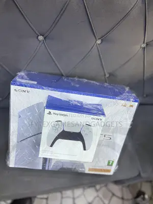 New Ps 5 Slim 1tb With Extra Original Controller