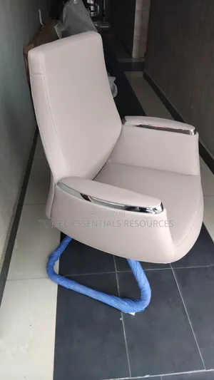 Imported Quality Executive Office Guest Chair