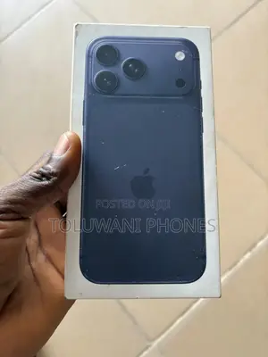 New Apple iPhone 17 Pro Max 256 GB Blue