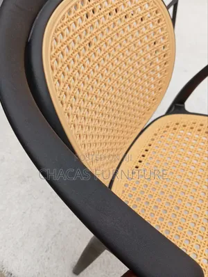 Modern Dining Chairs - Rattan Style Plastic Armchairs for Kitchen