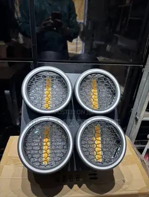 Retro Cob Strobe With RGB Yelang 4 by 50w Led Pixel