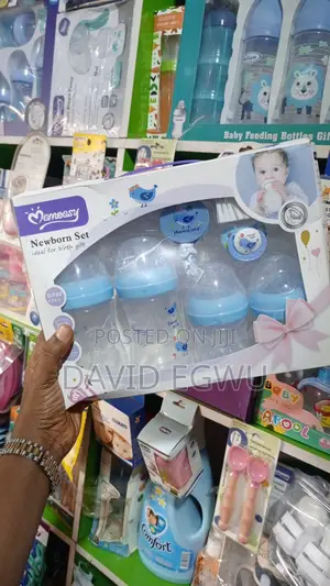 Feeding Bottles Set