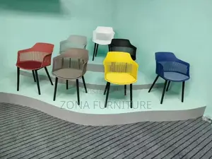New Model Restaurant Kitchen Chair (Dining Chair) Padded Seat
