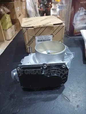 Throttle Body /Injector Mouth Toyota Engine 3ur